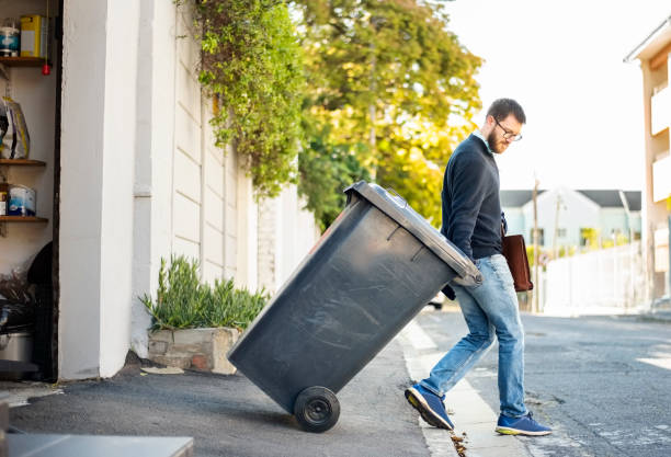 Best Yard Cleanup Services  in De Soto, IL